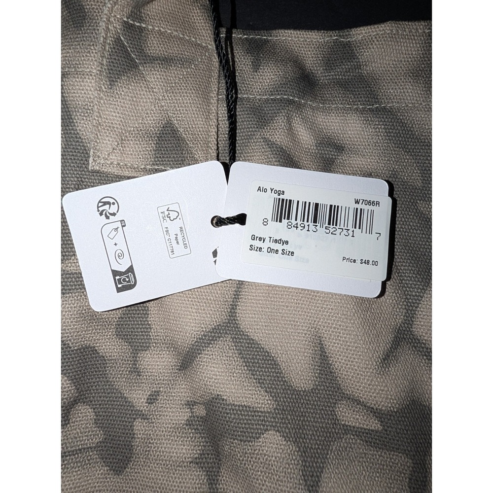NEW ALO YOGA Gray Tie Dye Large Canvas Tote Bag Gym Travel Carry-on - Picture 6 of 7
